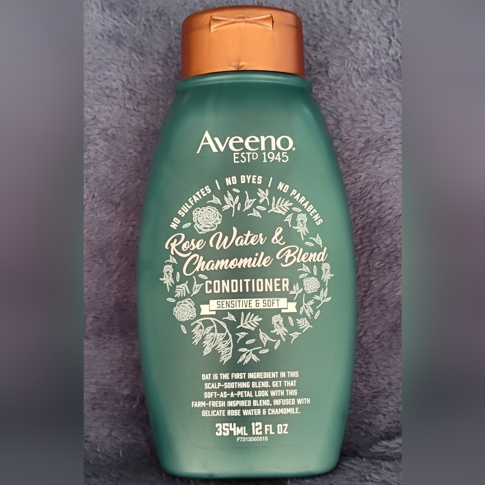 NEW! Aveeno Rose Water and Chamomile Blend Conditioner 12oz
